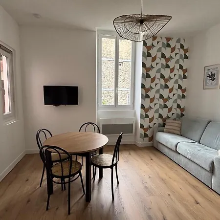 Moderne En Plein Centre Historique * Aix-les-Bains