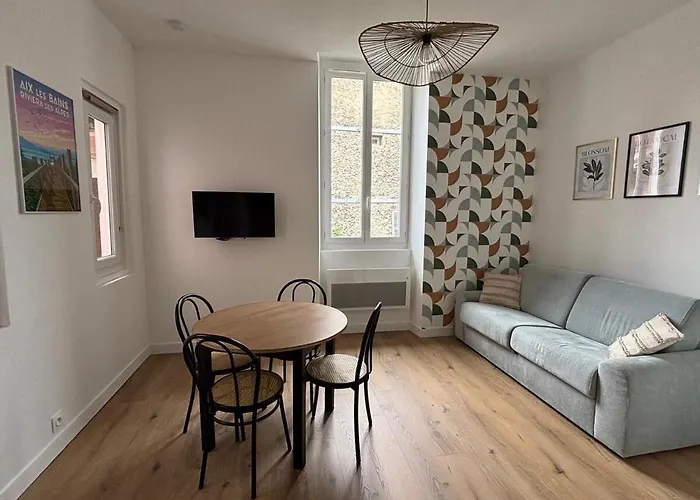 Moderne En Plein Centre Historique * Aix-les-Bains