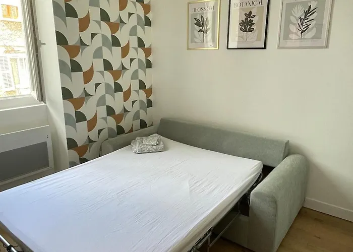 Moderne En Plein Centre Historique Appartement Aix-les-Bains